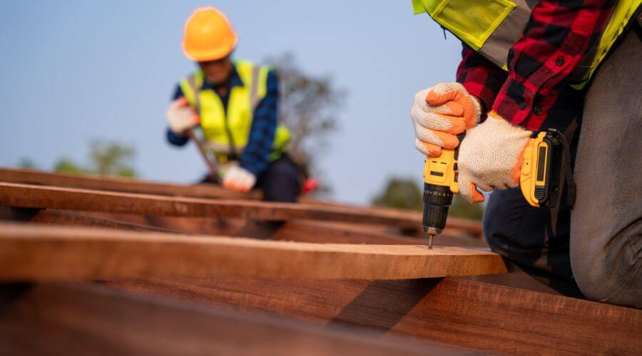 Expert new roof installation services in Kell, IL